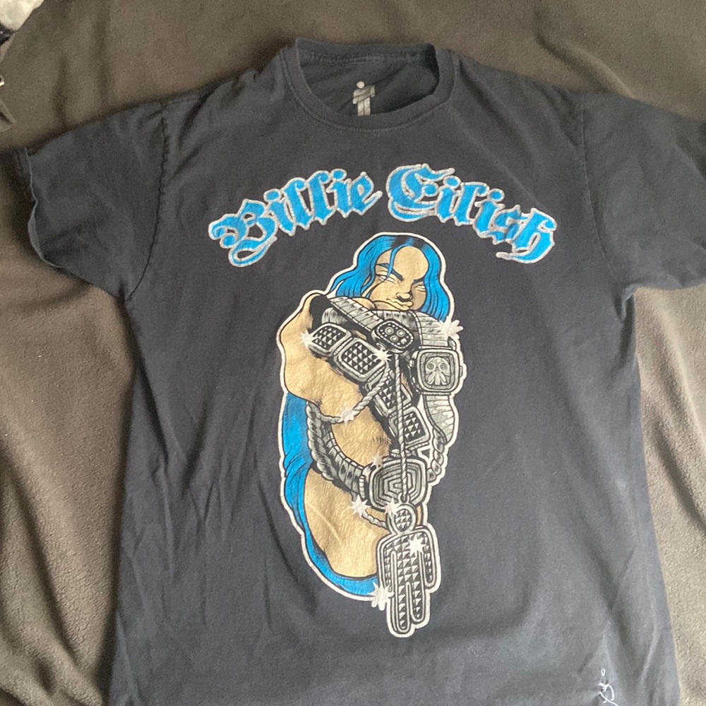 billie eilish shirt size medium